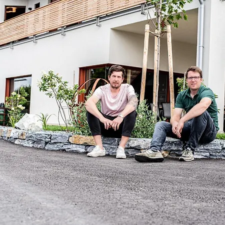 Gober & Freinbichler Weine Von Hand Horitschon Exterior photo